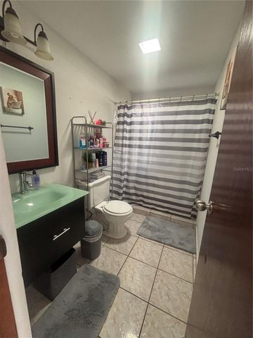 402 URB COUNTRY CLUB MD18, Carolina, PR 00979