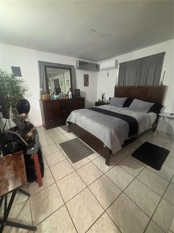 402 URB COUNTRY CLUB MD18, Carolina, PR 00979