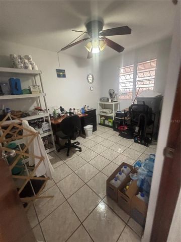 402 URB COUNTRY CLUB MD18, Carolina, PR 00979