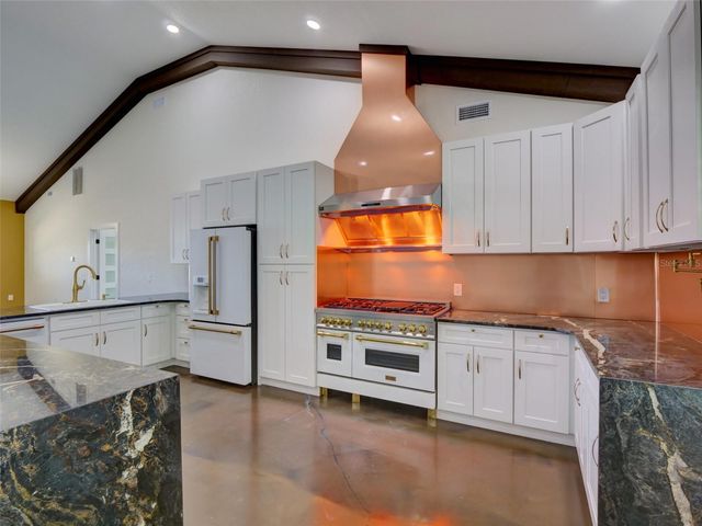 34370 RICHARDSON BOULEVARD, Webster, FL 33597