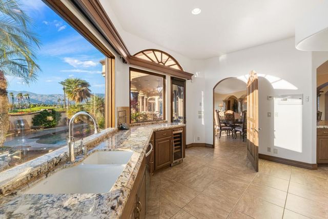 345 Crest Lake Drive, Palm Desert, CA 92211