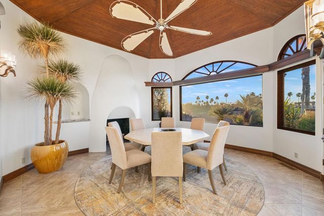 345 Crest Lake Drive, Palm Desert, CA 92211