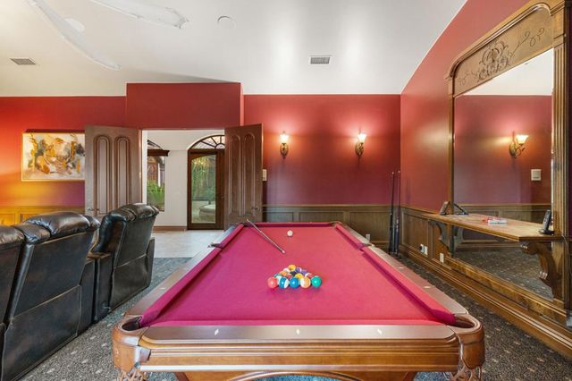 345 Crest Lake Drive, Palm Desert, CA 92211