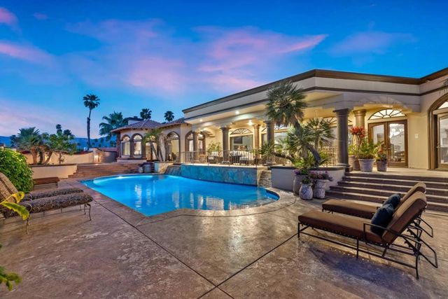 345 Crest Lake Drive, Palm Desert, CA 92211