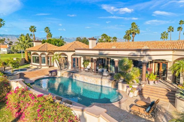345 Crest Lake Drive, Palm Desert, CA 92211