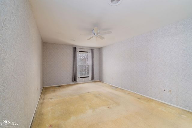 22029 Shore Pointe Lane, Saint Clair Shores, MI 48080