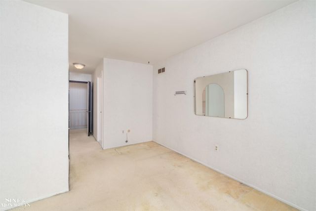 22029 Shore Pointe Lane, Saint Clair Shores, MI 48080