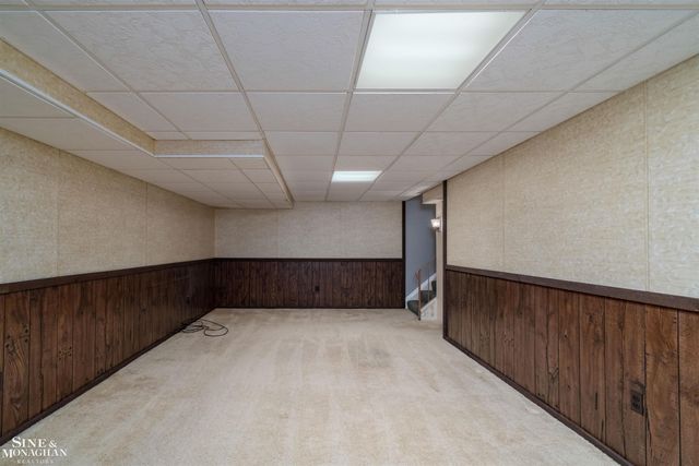 22029 Shore Pointe Lane, Saint Clair Shores, MI 48080