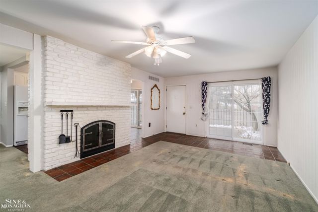 22029 Shore Pointe Lane, Saint Clair Shores, MI 48080