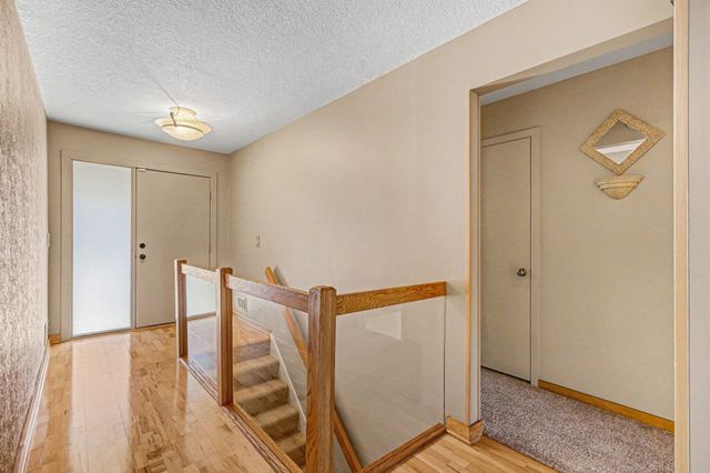 165 Birnamwood Drive, Burnsville, MN 55337