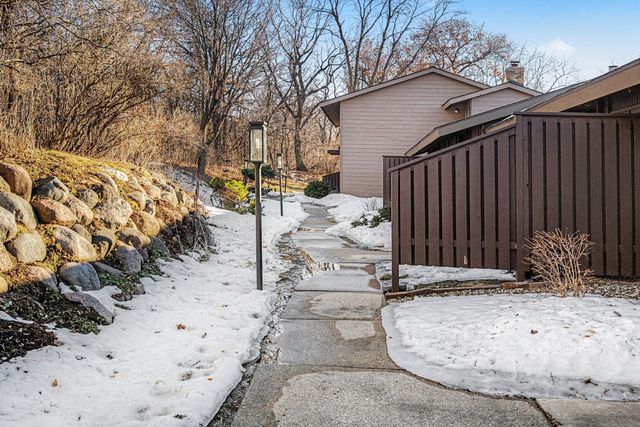 165 Birnamwood Drive, Burnsville, MN 55337