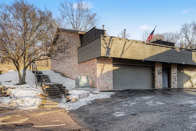 165 Birnamwood Drive, Burnsville, MN 55337