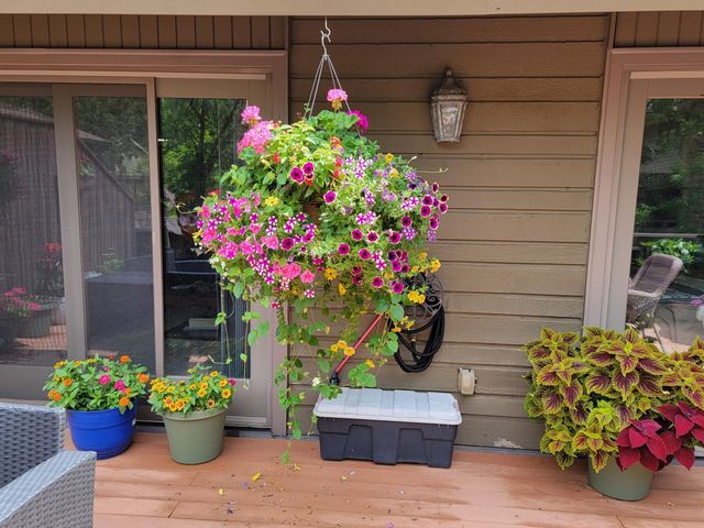 165 Birnamwood Drive, Burnsville, MN 55337