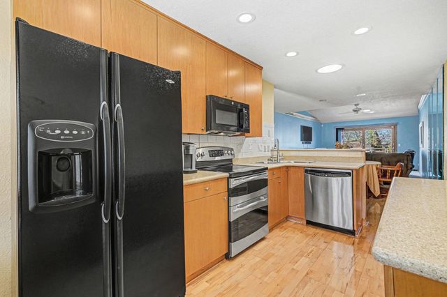 165 Birnamwood Drive, Burnsville, MN 55337