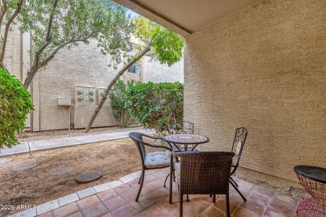 8651 E ROYAL PALM Road 127, Scottsdale, AZ 85258