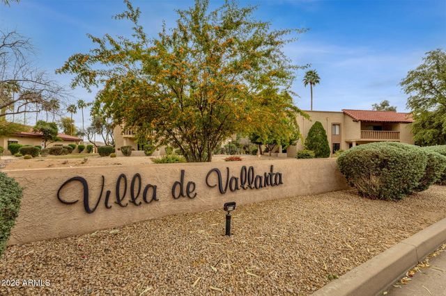 8651 E ROYAL PALM Road 127, Scottsdale, AZ 85258