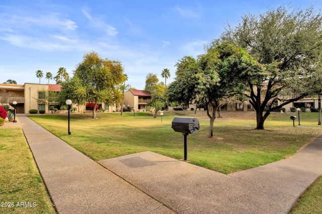 8651 E ROYAL PALM Road 127, Scottsdale, AZ 85258