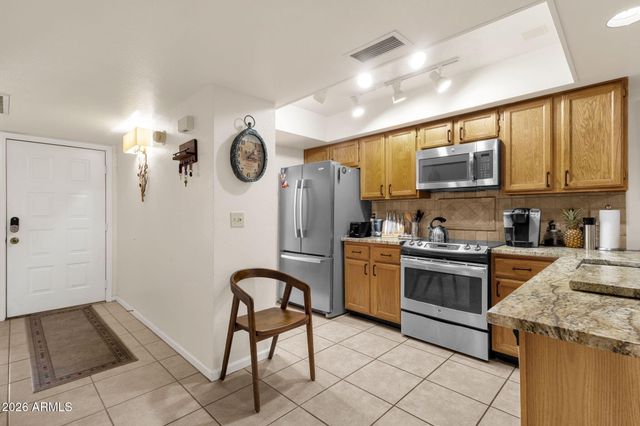 8651 E ROYAL PALM Road 127, Scottsdale, AZ 85258