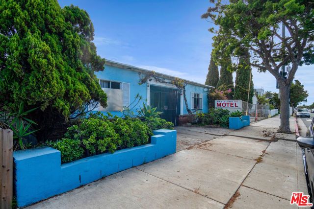 2338 Ocean Park Boulevard, Santa Monica, CA 90405