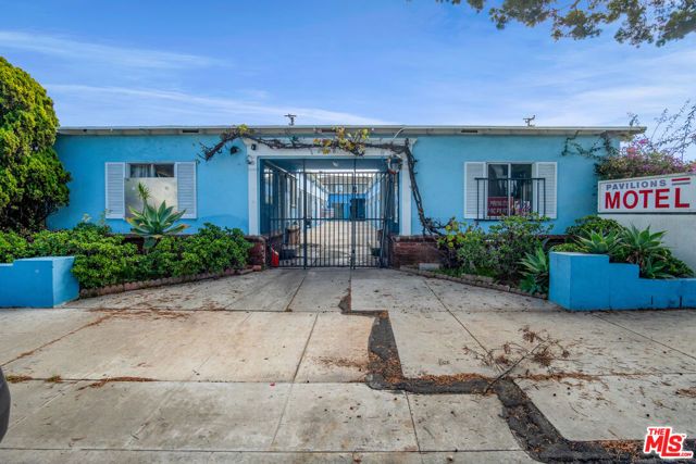 2338 Ocean Park Boulevard, Santa Monica, CA 90405