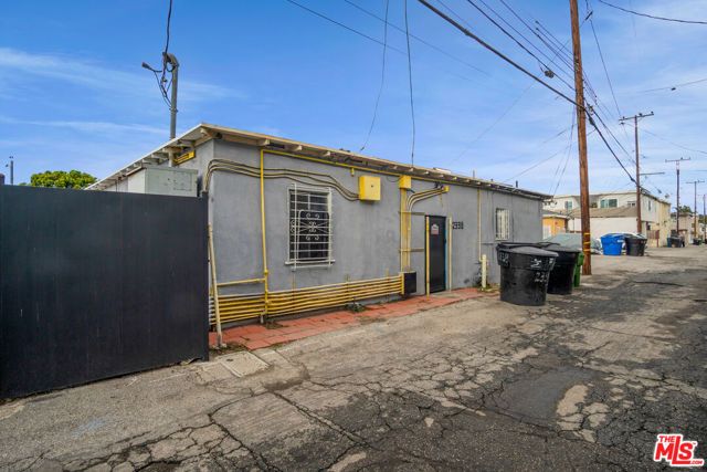 2338 Ocean Park Boulevard, Santa Monica, CA 90405