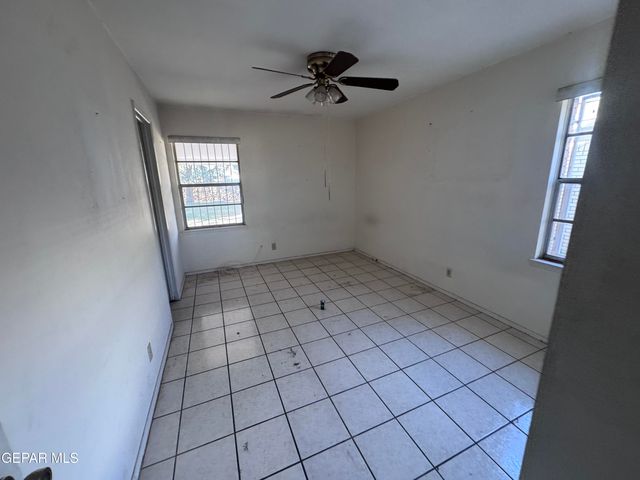 5601 FAIRBANKS Drive, El Paso, TX 79924