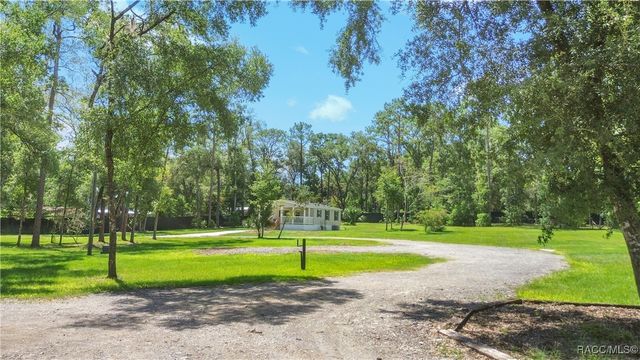 5848 E Aloha Street, Inverness, FL 34452