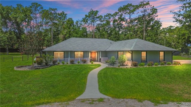 5848 E Aloha Street, Inverness, FL 34452
