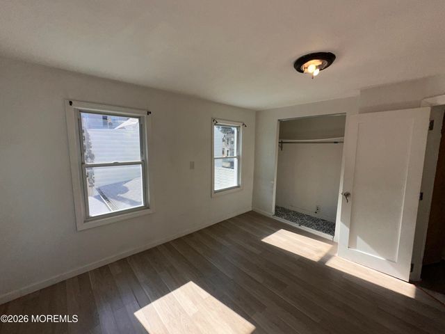 46 Rose Avenue, Jersey City, NJ 07305