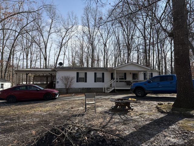 4021 Saponac Dr, Crossville, TN 38572