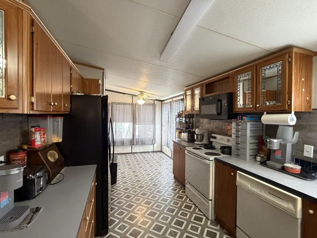 4021 Saponac Dr, Crossville, TN 38572