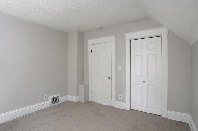 938 Cypress Street, Saint Paul, MN 55106