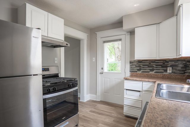 938 Cypress Street, Saint Paul, MN 55106