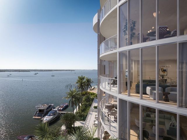 550 GOLDEN GATE POINT 804, Sarasota, FL 34236
