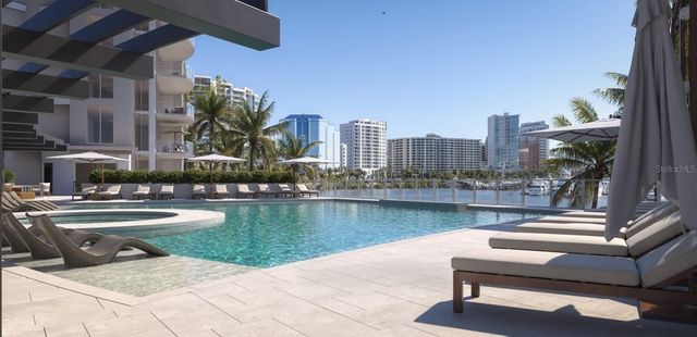 550 GOLDEN GATE POINT 804, Sarasota, FL 34236