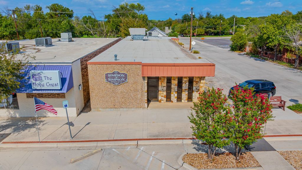 1119 Halsell Street, Bridgeport, TX 76426 — exterior