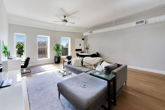 3323 N PAULINA Street 4E, Chicago, IL 60657