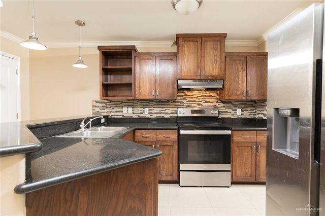 103 S 48th Lane 4, Mcallen, TX 78501