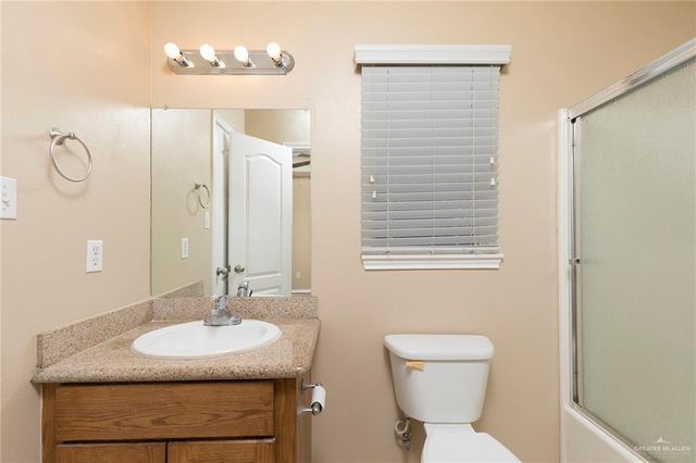 103 S 48th Lane 4, Mcallen, TX 78501