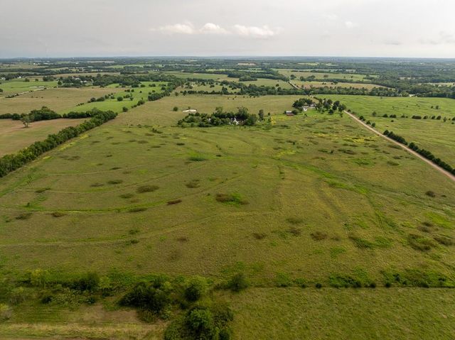 00000 Pflumm Road, Paola, KS 66071