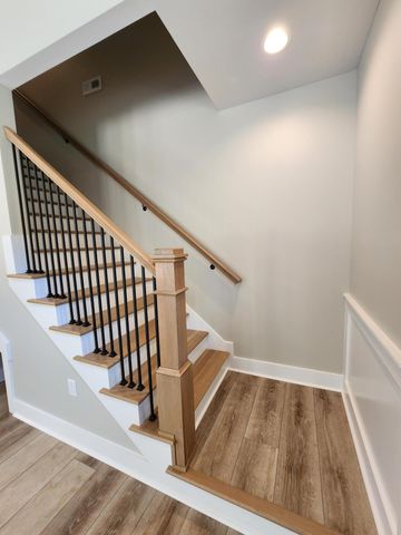 72 Carriage Homes DR, Moneta, VA 24121