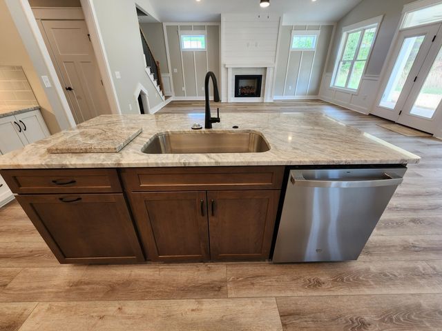 72 Carriage Homes DR, Moneta, VA 24121