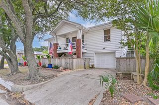 2425 51st Street, Galveston, TX 77551