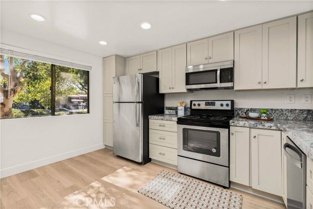 2508 Navarra Drive 423, Carlsbad, CA 92009