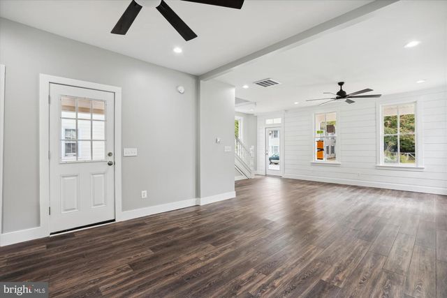 305 WILLIS ST, Cambridge, MD 21613