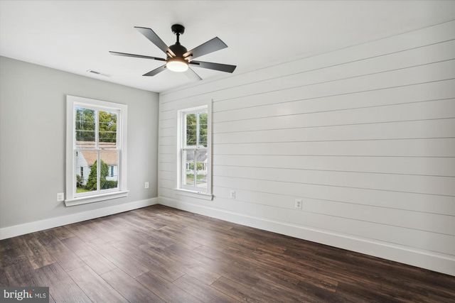 305 WILLIS ST, Cambridge, MD 21613