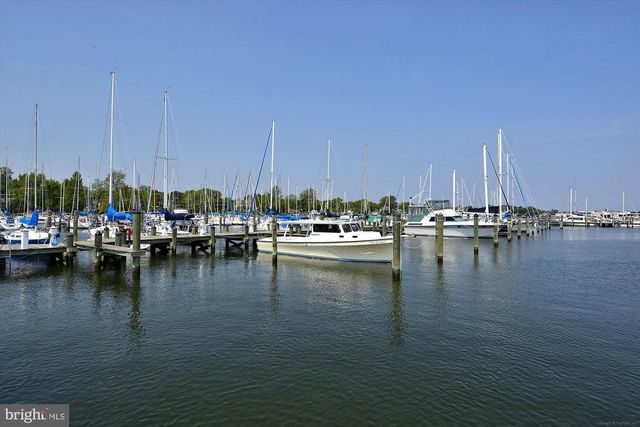 305 WILLIS ST, Cambridge, MD 21613