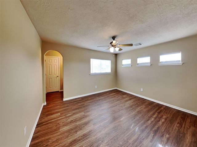 19002 Bressingham Drive, Tomball, TX 77375