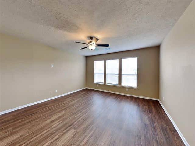 19002 Bressingham Drive, Tomball, TX 77375