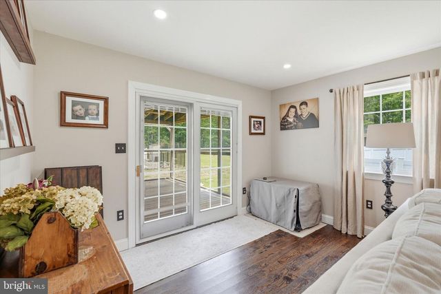 20 N CERVETTO RD, Little Egg Harbor Twp, NJ 08087